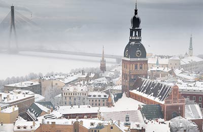Fahrpläne und Sonderangebote