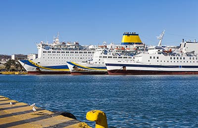 Fahrpläne und Sonderangebote