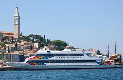 Geniessen Sie die Reise mit Commodore Cruises Ferries